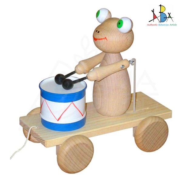 Järel veetav mänguasi trummiga "Frog 2 Natural Wood"